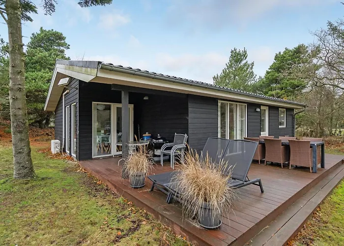 France - 1-1km From The Sea By Interhome *